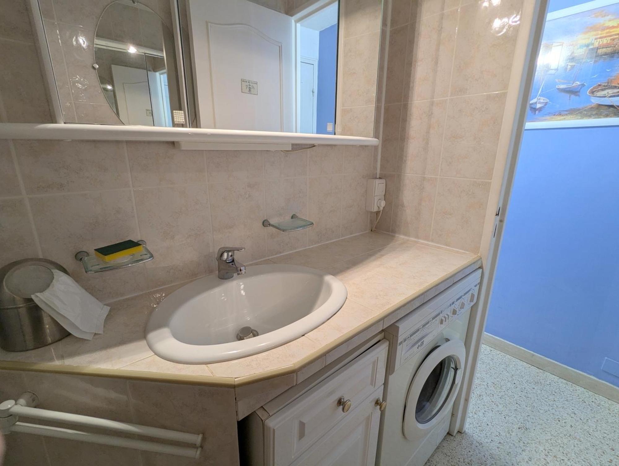 Apartment Sol-y-days Drakkar, Familial 2 Avec Parking, Proche Centre-ville Et A 300m De La